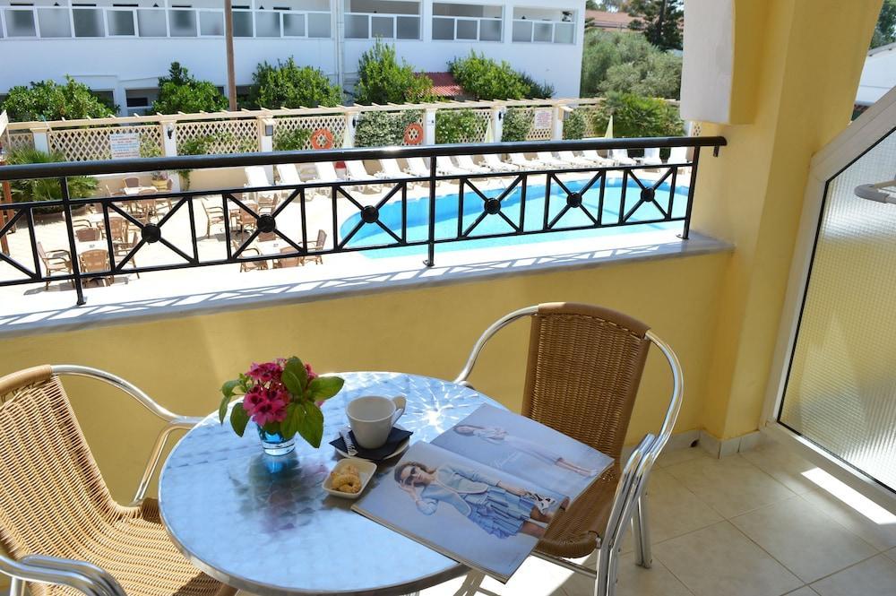 Konstantina Apartments Kávos Dış mekan fotoğraf