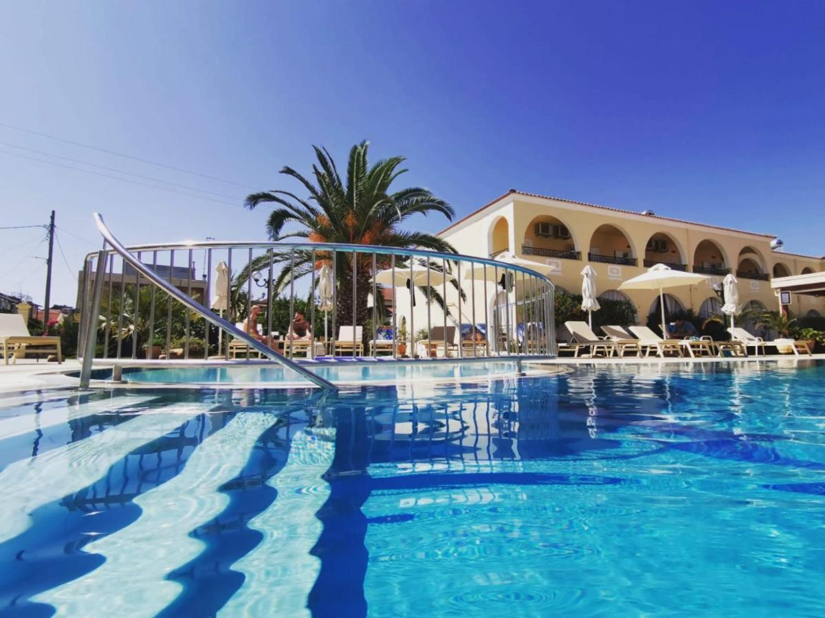 Konstantina Apartments Kávos Dış mekan fotoğraf