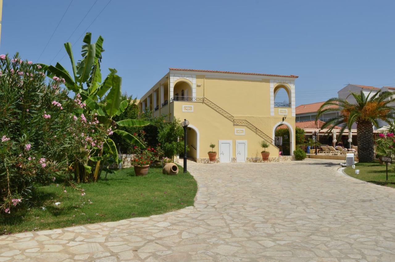 Konstantina Apartments Kávos Dış mekan fotoğraf
